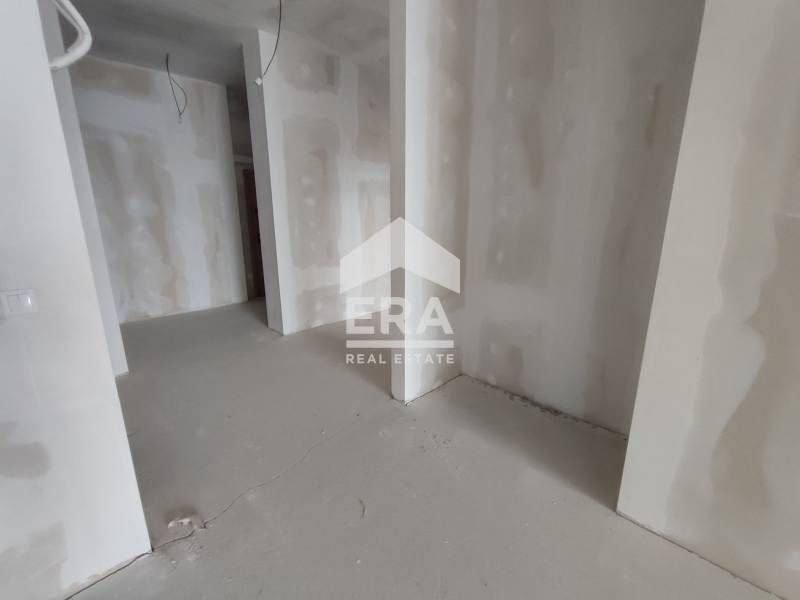 Продава се Тристаен апартамент в Варна, Чайка - 175 кв.м за 1200 €/кв.м - Снимка #1