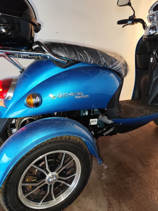 Vând scuter electric