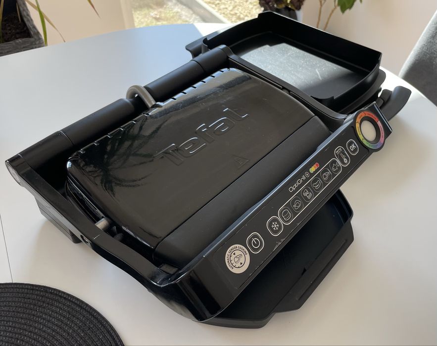 Gratar Electric Tefal OptiGrill + contine si Tava de Copt