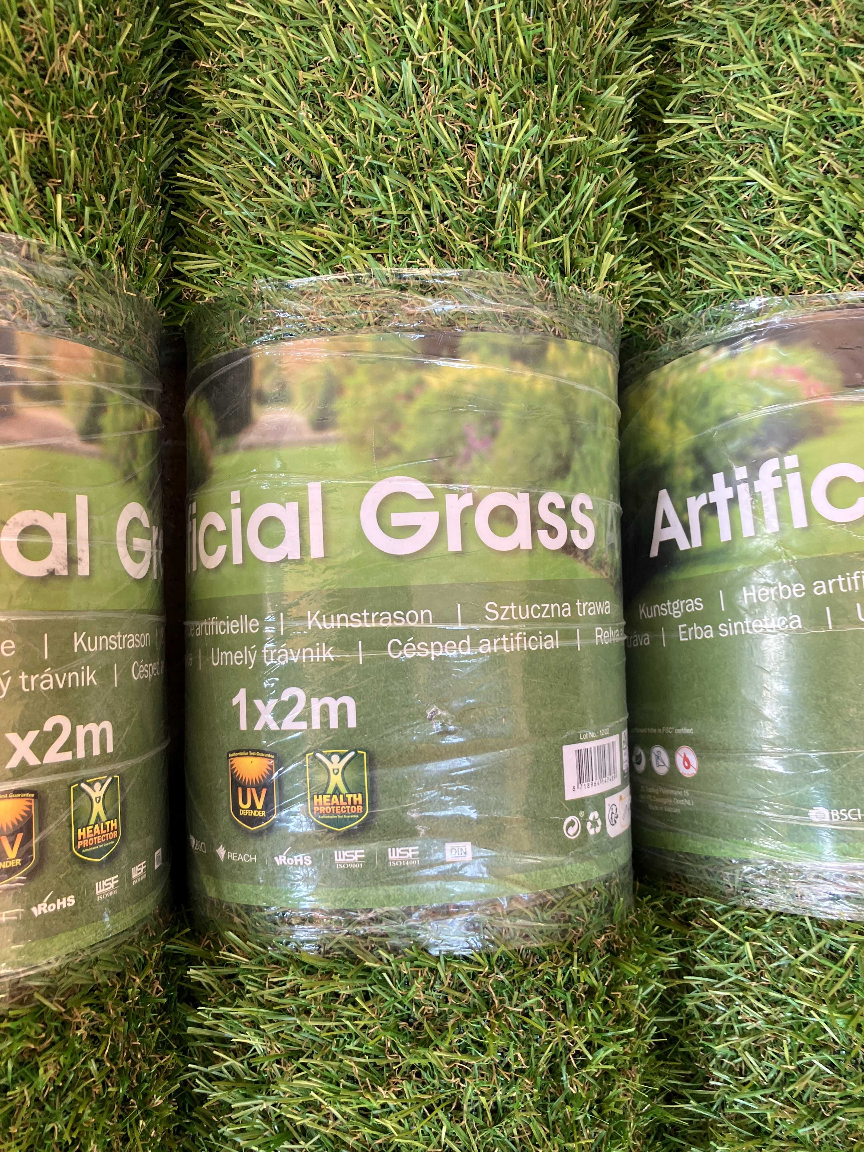 Vand 4 role de iarba gazon artificial  1m x 2m / Rola