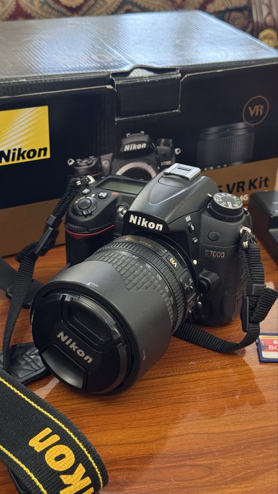 Camera Nikon D7000