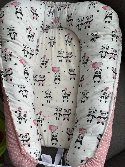 Бебешко гнездо с две лица