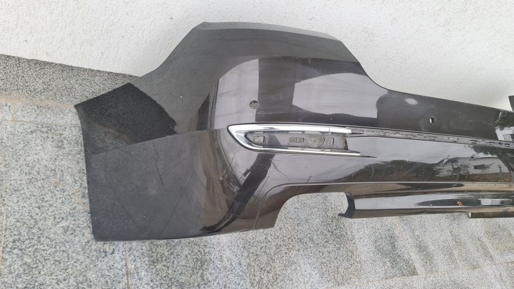 Spoiler bara spate BMW 5 F10 facelift lci luxury