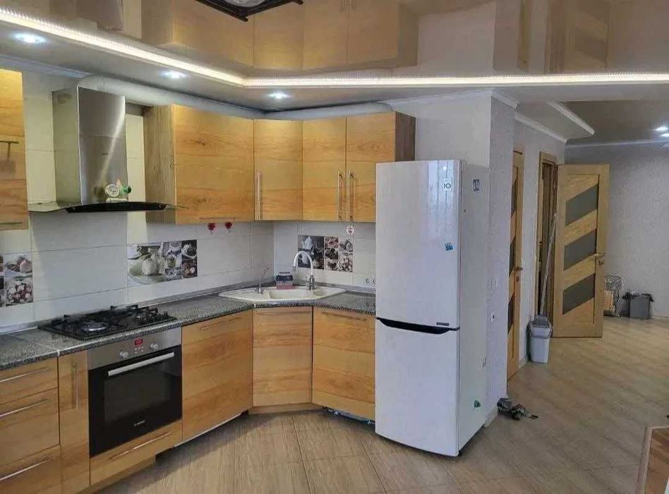 Дава се под наем Двустаен апартамент в София, Зона Б-18 - 67 кв.м за 433.5 € - Снимка #4