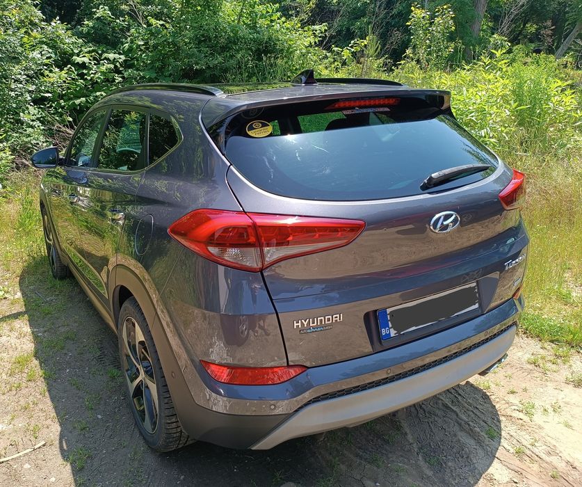 Hyundai Tucson 2.0D 185кс.2016г Всички екстри!