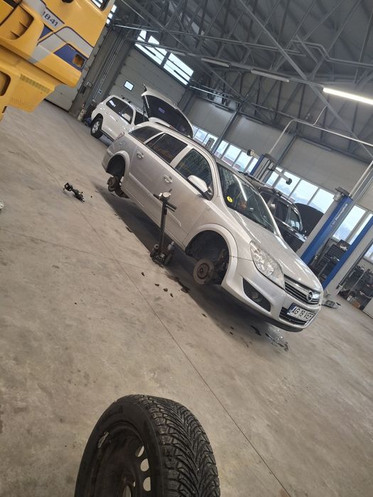 Vând Opel astra h 1.9 120cp cdti