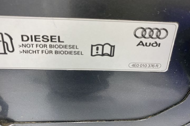 Usita  rezervor 8E0809905E / 8E0010376R Audi A4 B7