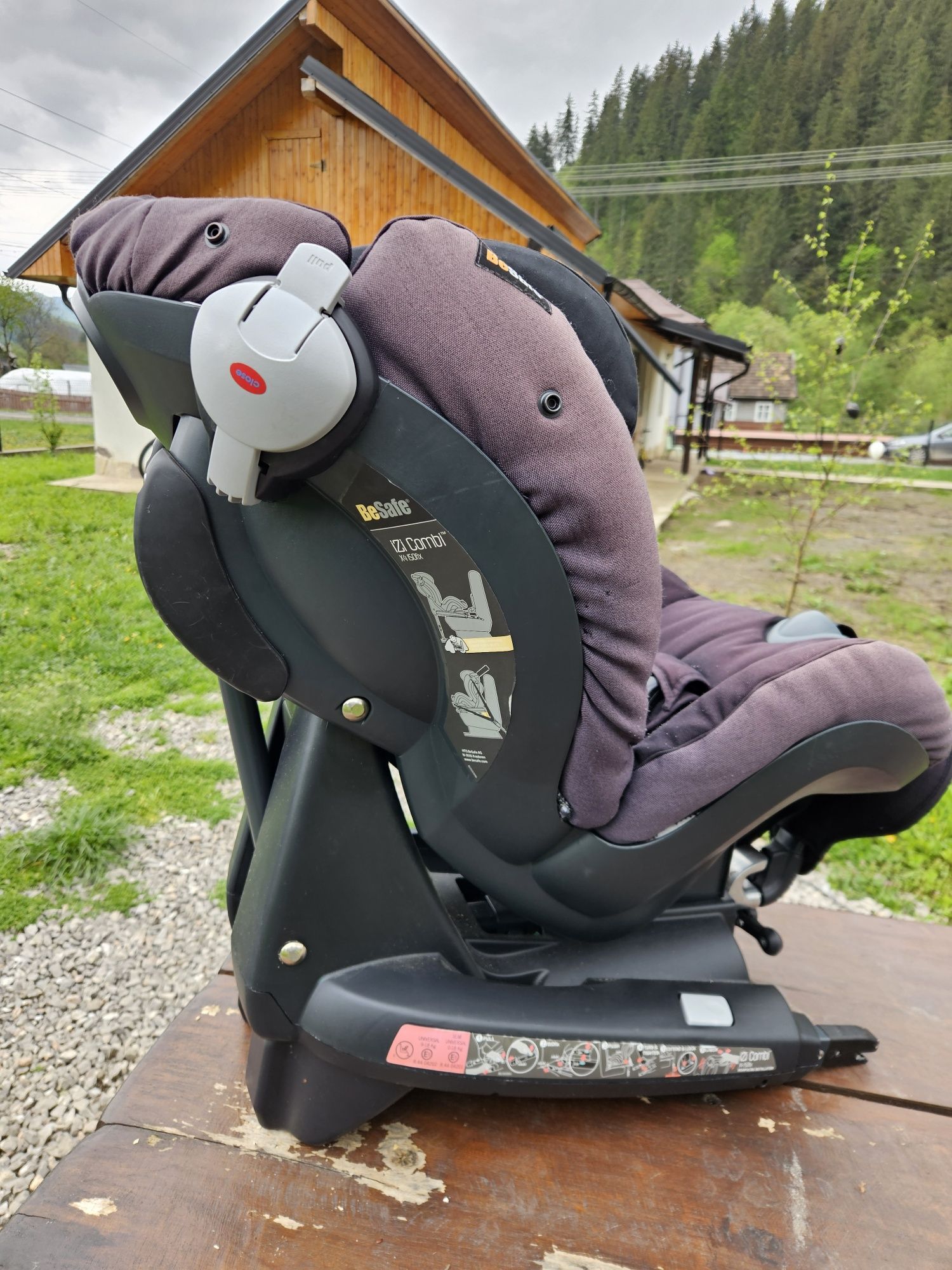 Scaun auto copii Besafe iZi Combi X4 ISOfix 0-18kg