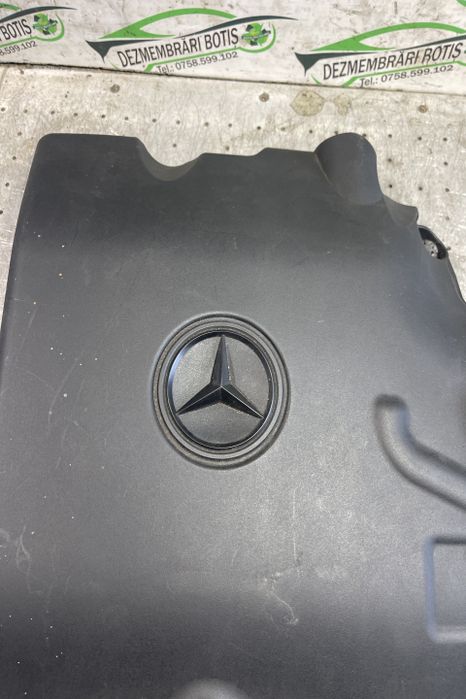 Capac motor A 651 010 64 23 Mercedes-Benz Sprinter a 3-a generatie 90