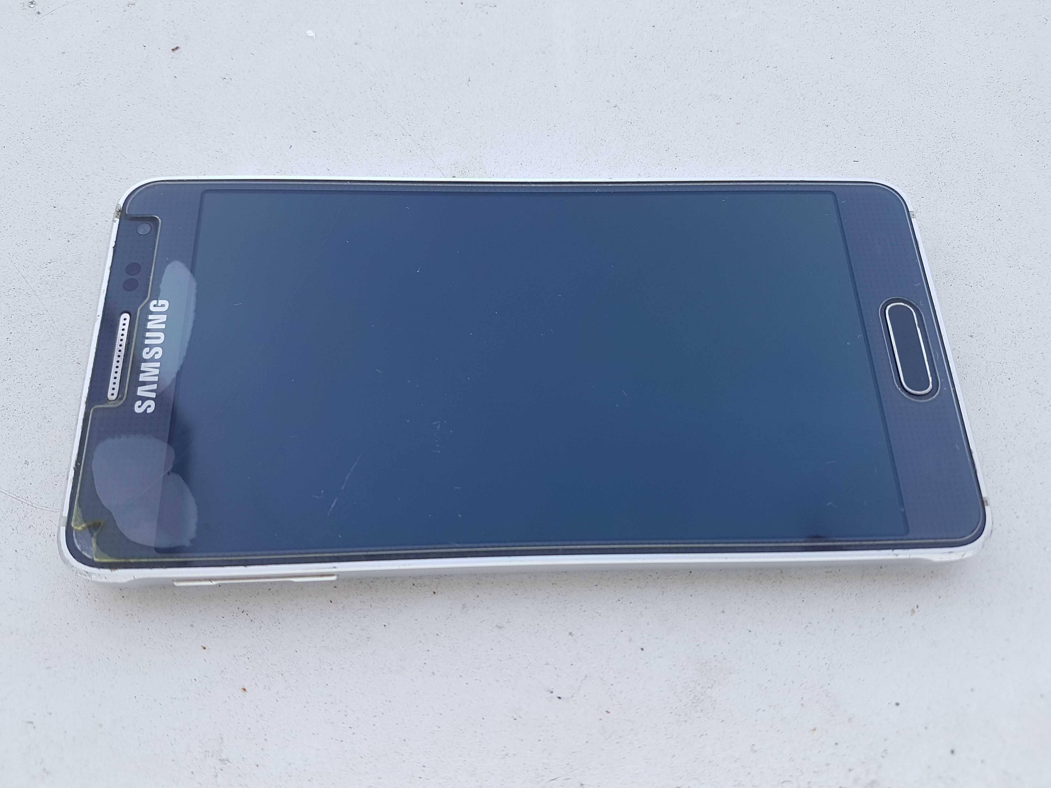 Отличен Samsung Alpha