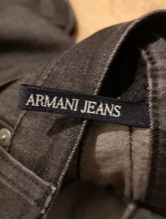 Armani Jeans originali