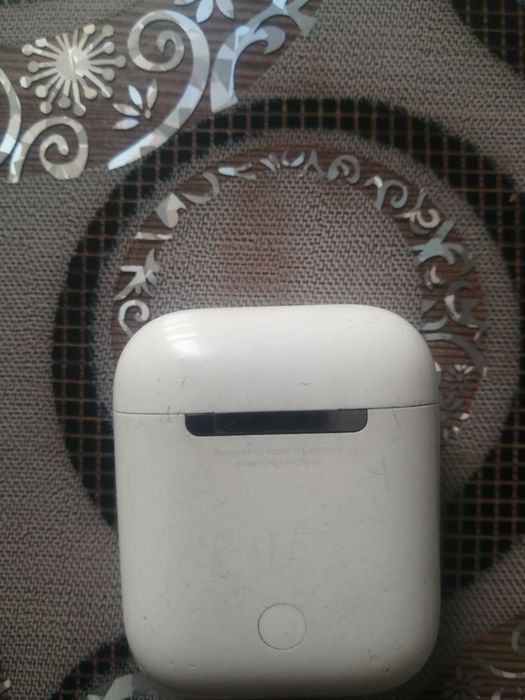 Продам AirPods(Айрподс)