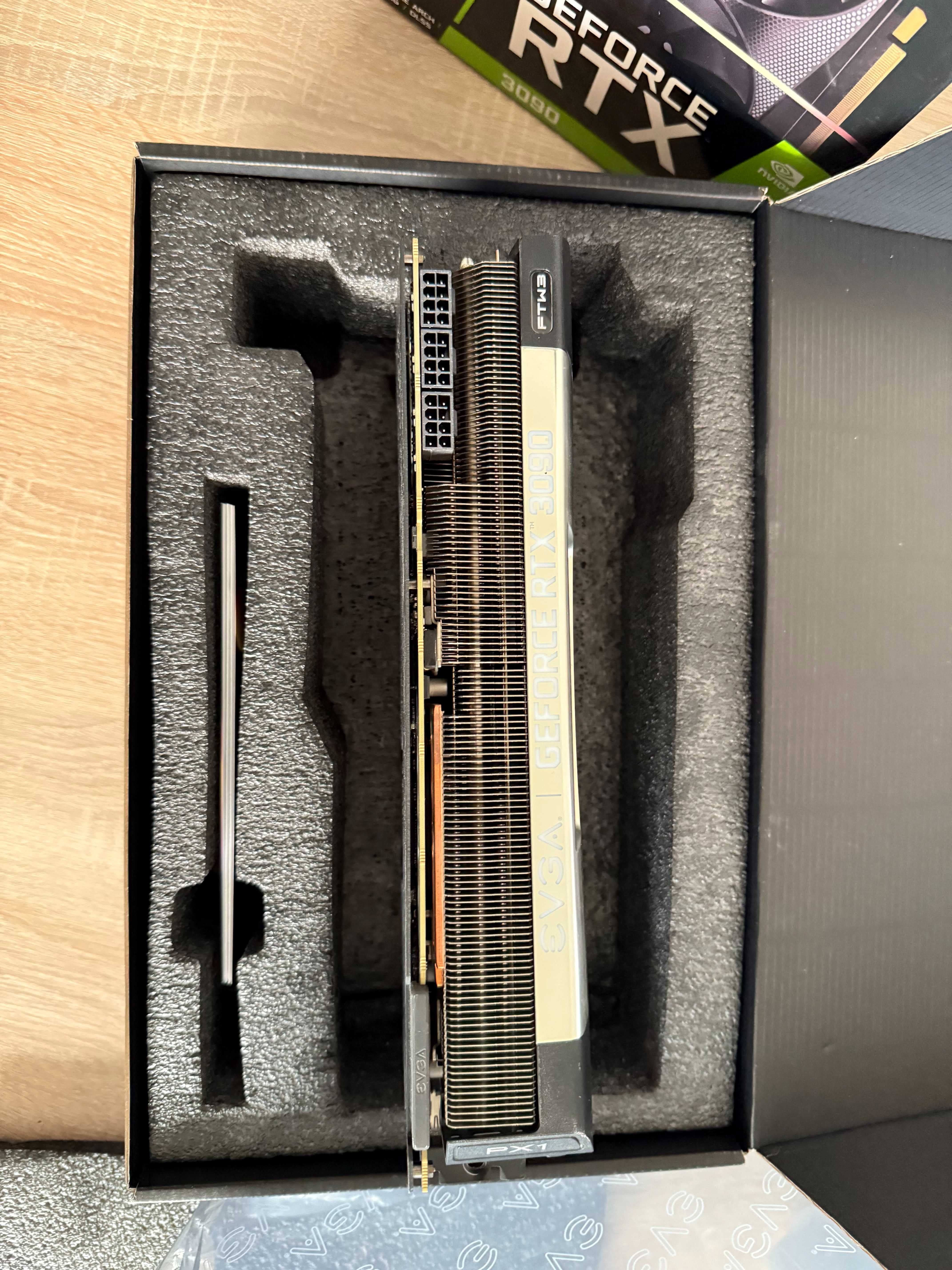 EVGA GeForce RTX 3090 FTW3 ultra gaming