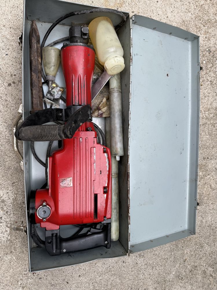 Ciocan demolator