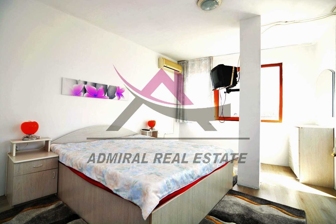 Дава се под наем Мезонет в Варна, Център - 115 кв.м за 1000 € - Снимка #2