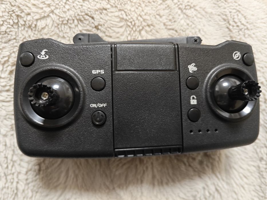 Батерия, контролер и кейс за дрон