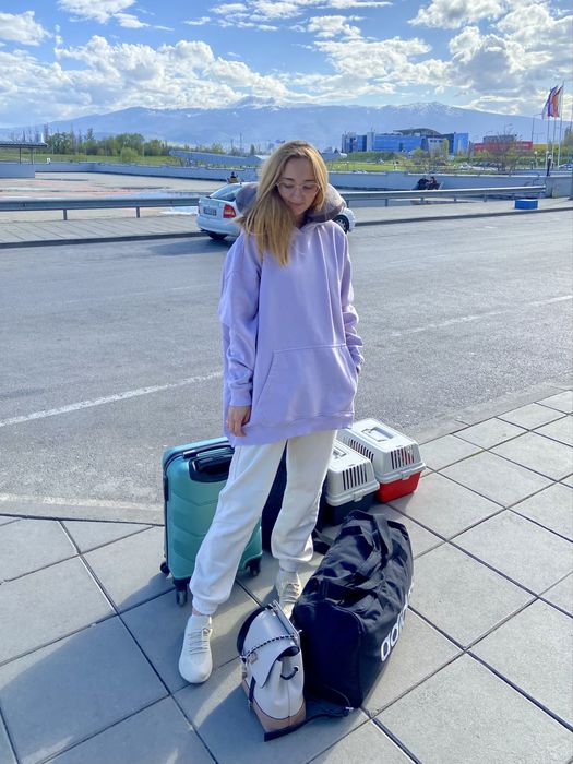 дамски суичър с овърсайз