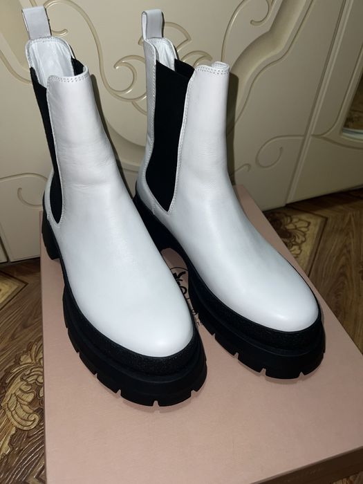 Продам женские ботинки-челси “Giuliano Brani”, размер 37.