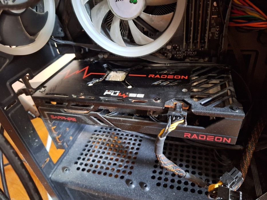 Vand placa video 6600xt