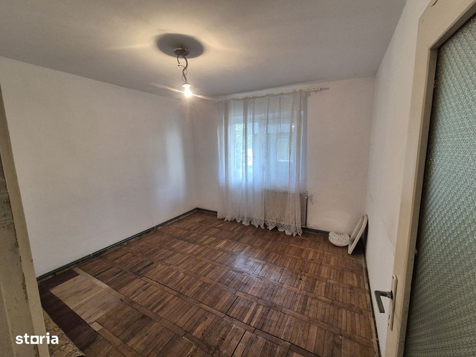 Vand apartament 3 camere Lunca