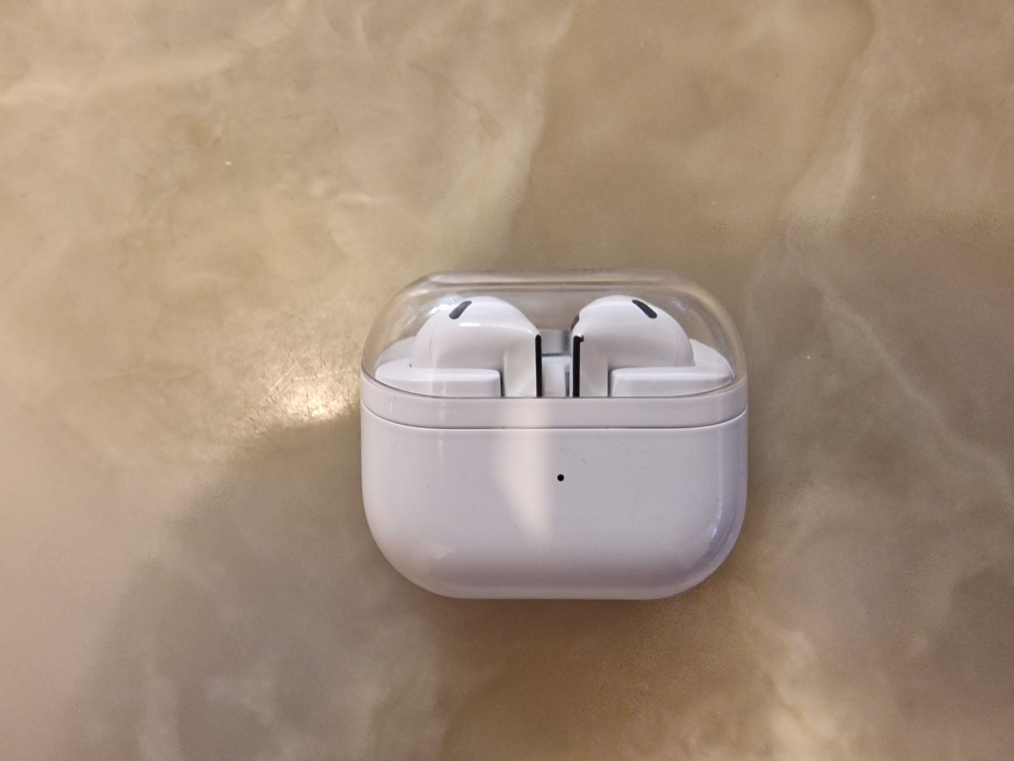 Galaxy Buds 3 - lipsa casca dreapta