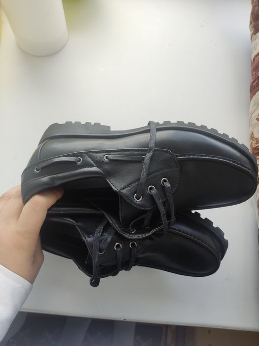 Продам мужские туфли