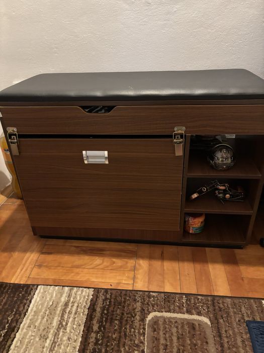 Mobilier de bucatarie folosit