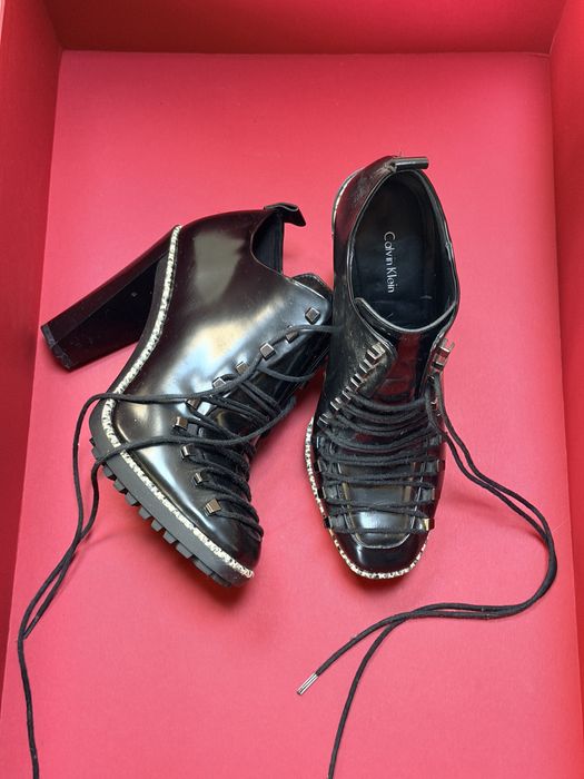 Calvin Klein отигинални дамски обувки на ток