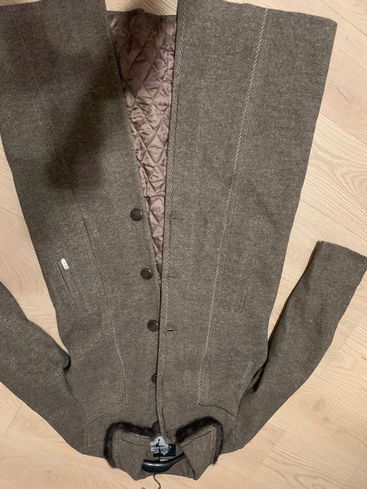 Продам пальто осеннее