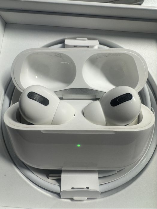 AirPods Pro Original with charching case