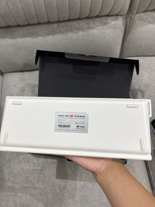 Механическая клавиатура и магнитная клавиатура mad 60 he