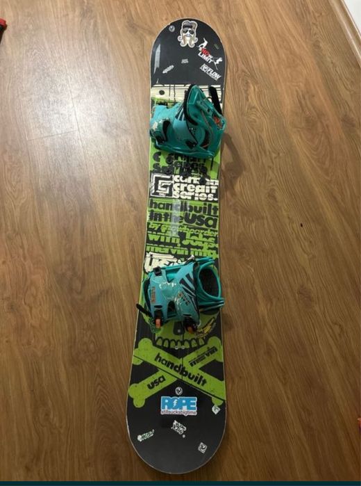 Сноуборд GNU carbon credit 159