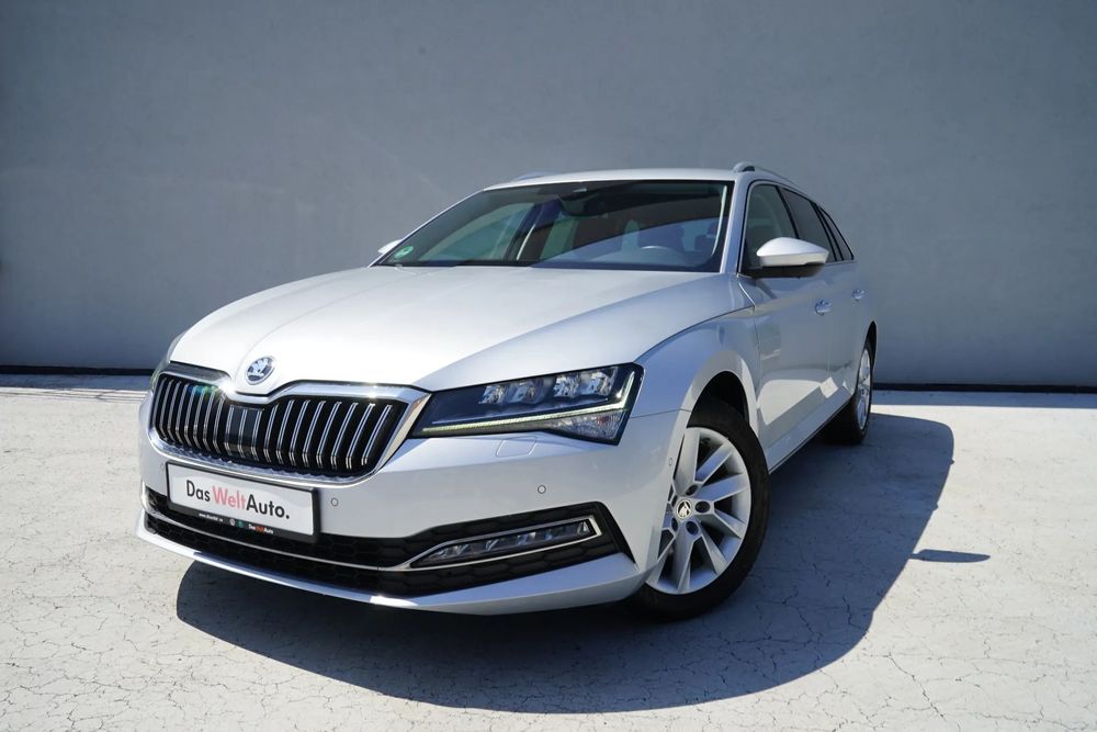 Skoda Superb Škoda SUPERB Combi Style 2.0 TDI 4x4 DSG