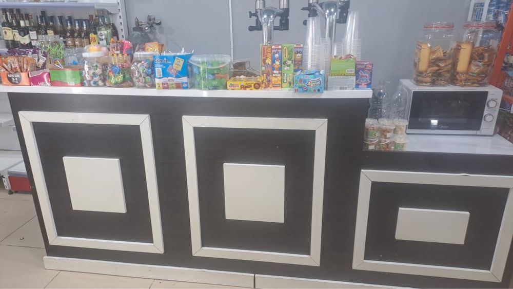 Барная стойка…….