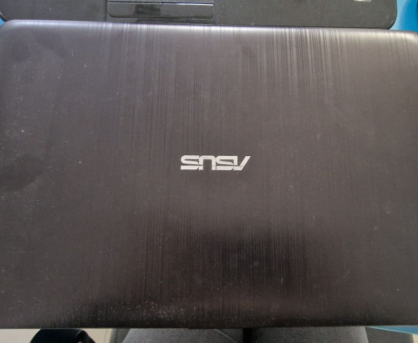 Laptop Asus vivobook