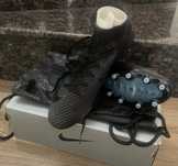 Професионални бутонки Nike mercurial