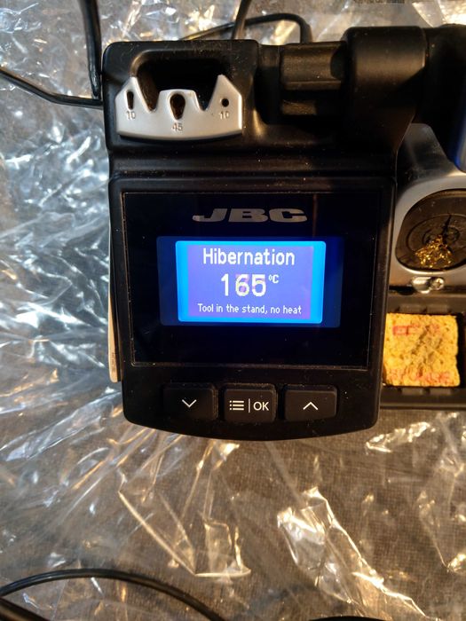 Продавам JBC CD-2SHQE CD-2HE поялна станция 100% оригинал