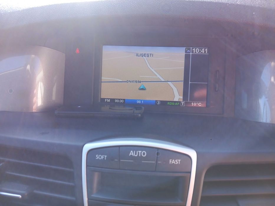 Vand renault laguna an fab. 2012, 2.0cdi 150cv, 250000 km. 4800 Euro.