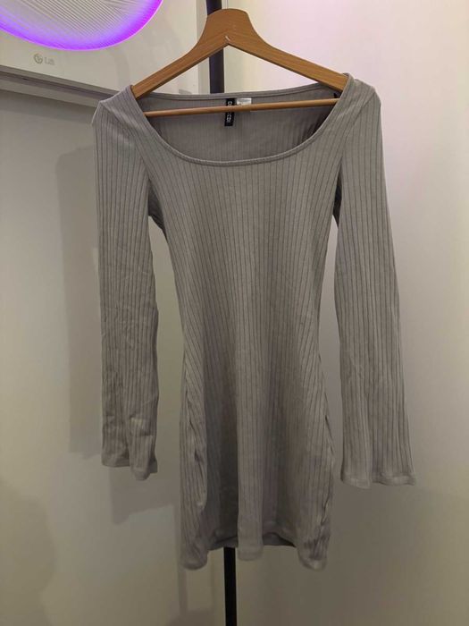 Зимна стилна рокля H&M