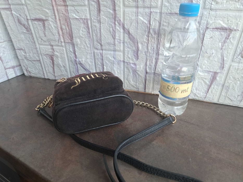 дамска чанта Juicy Couture-кафява малка чантичка,плюшена