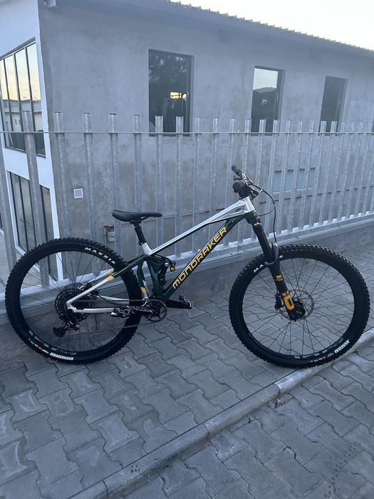 Bicicleta Mondraker superfoxy 2023 enduro/downhill