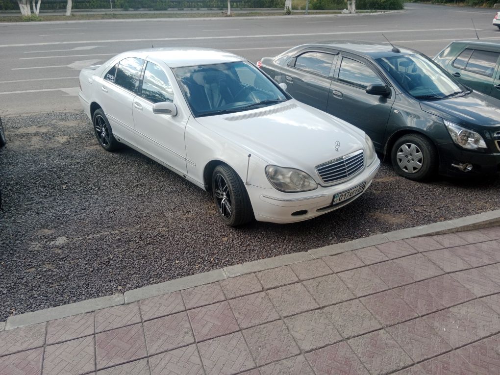 Продам мерса лисичку w220