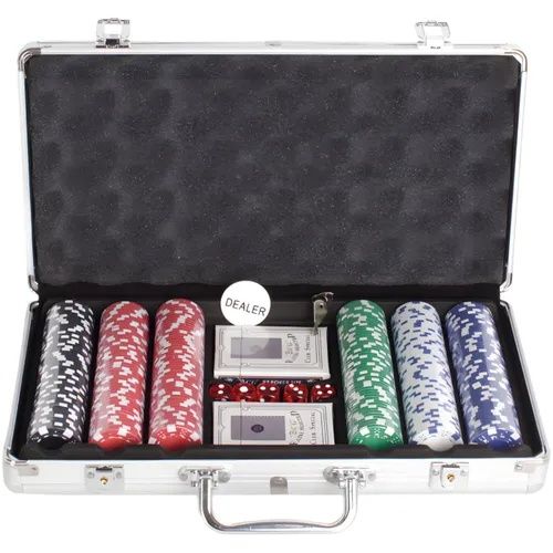 Покерный набор на 300 фишек. Poker game. Покер в чемодане.  Кейс карты
