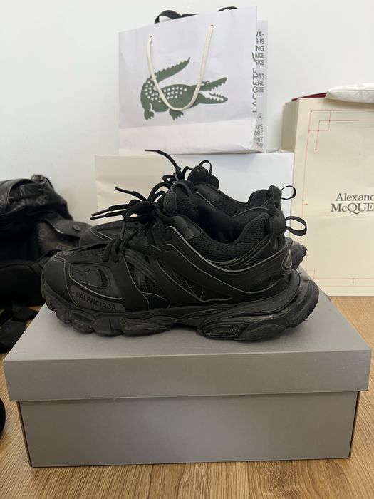 Balenciaga track 44 triple black