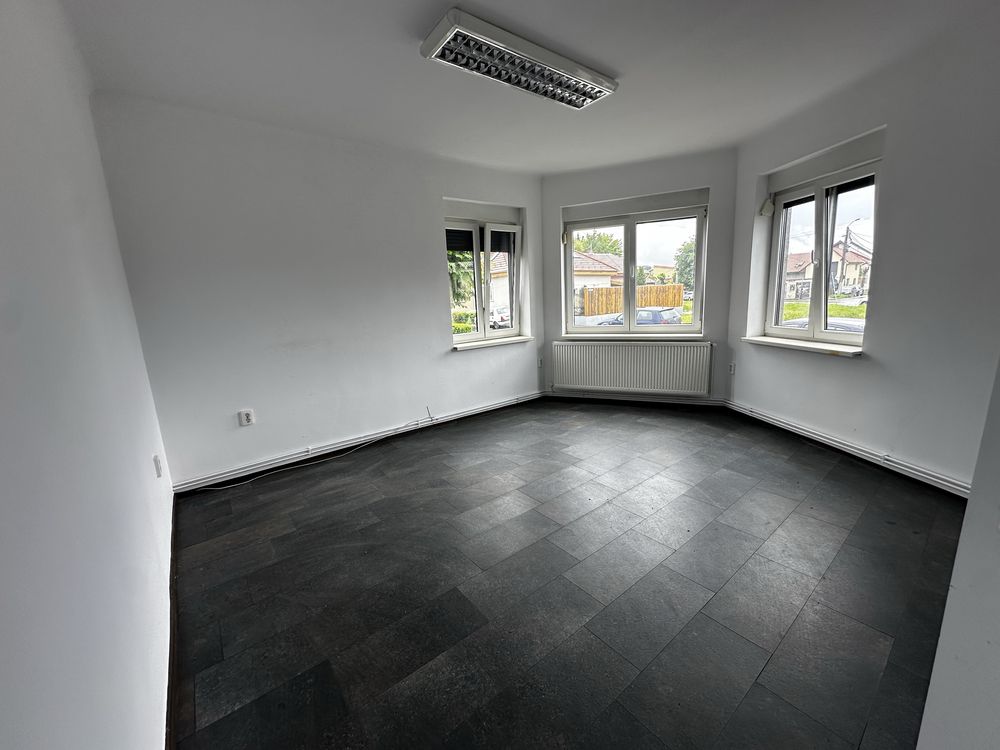 Spatiu pentru birou sau alte activitati