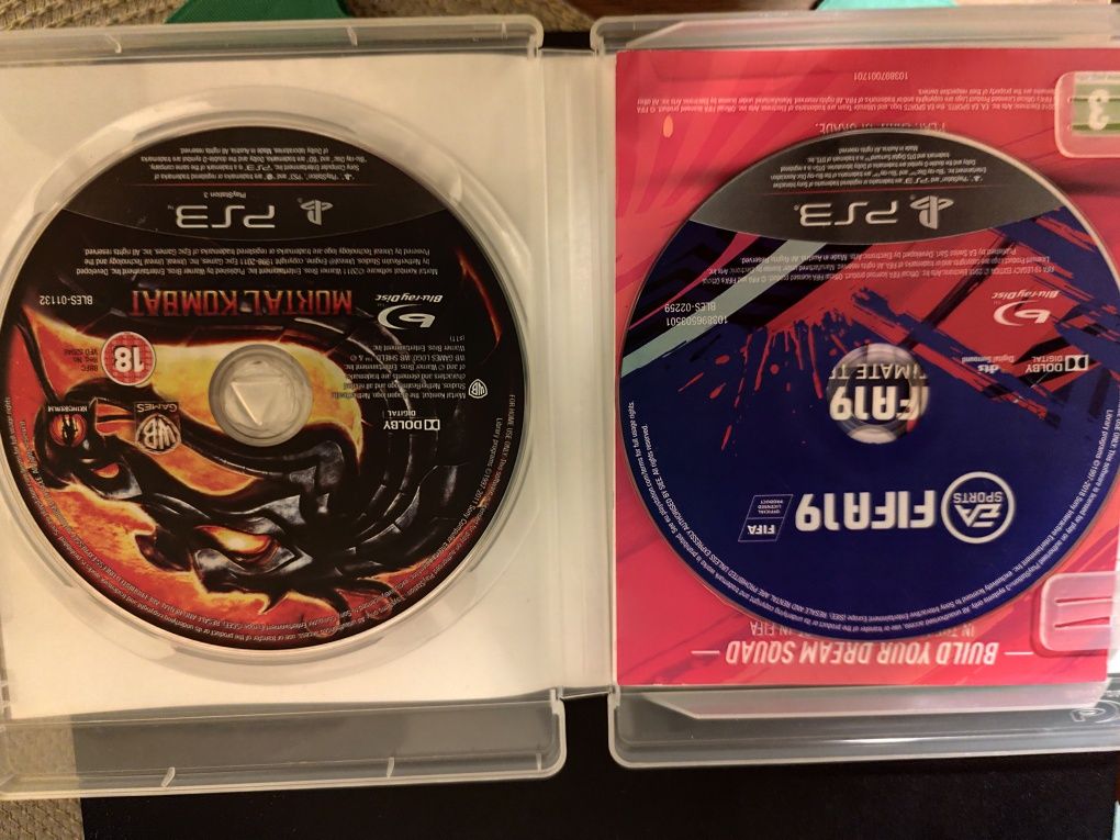 Ps3 с игри ,конзола с 2 игри