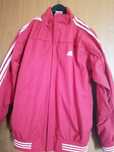 Vând haina sport Adidas