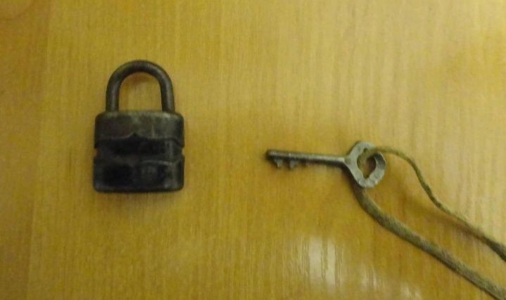 Кованый замочек (раритет)