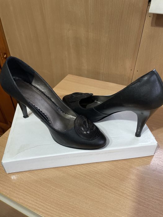 Туфли женские 37 размер шпилька 9см