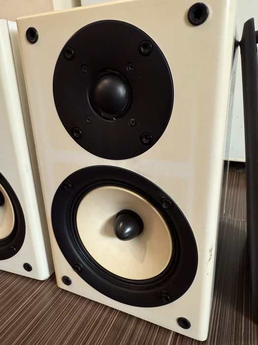 Onkyo D-045 Тонколони